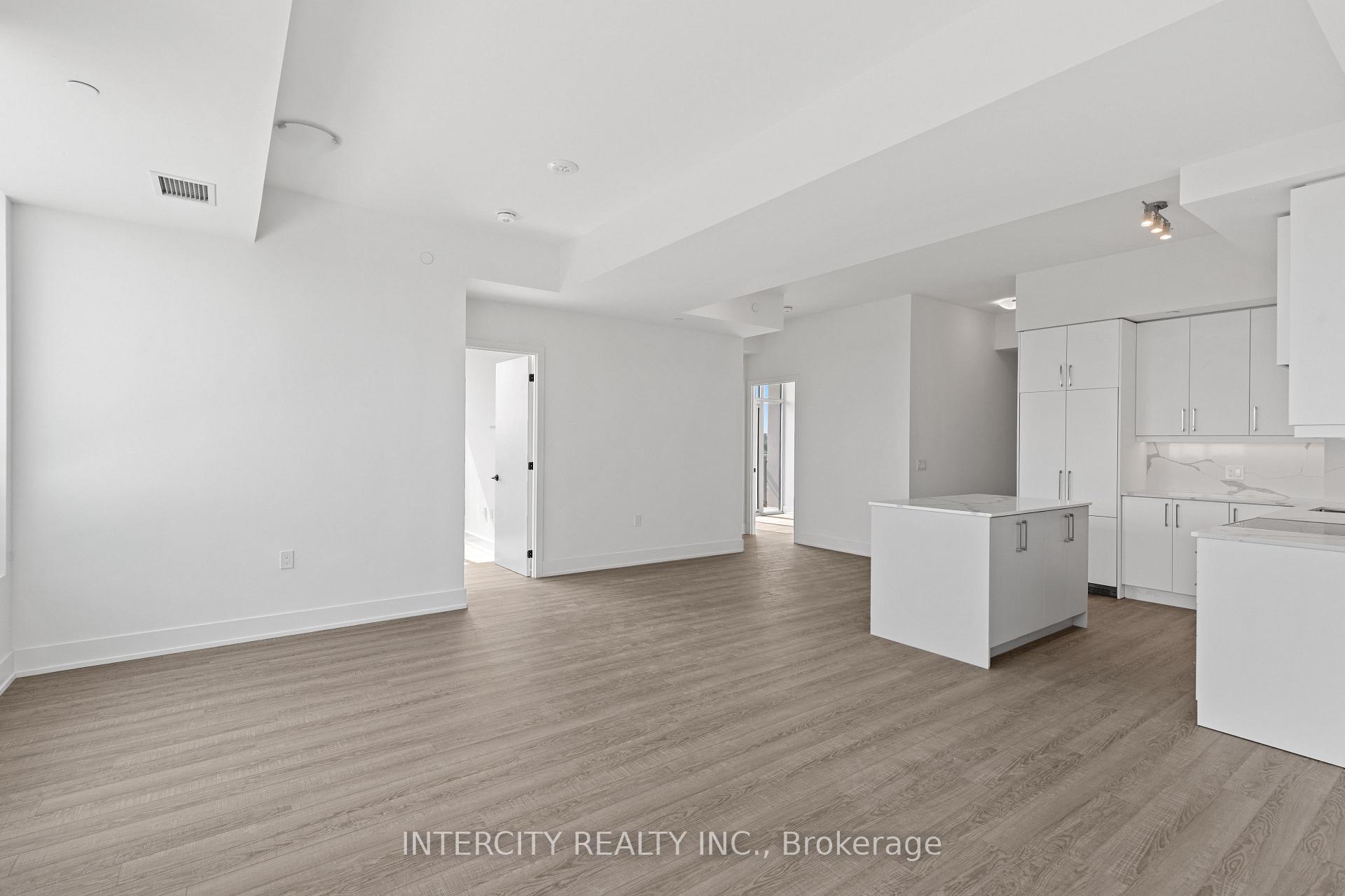 Photo 10 of Unit 516, 2075 King Road, King, King City — HOMEH