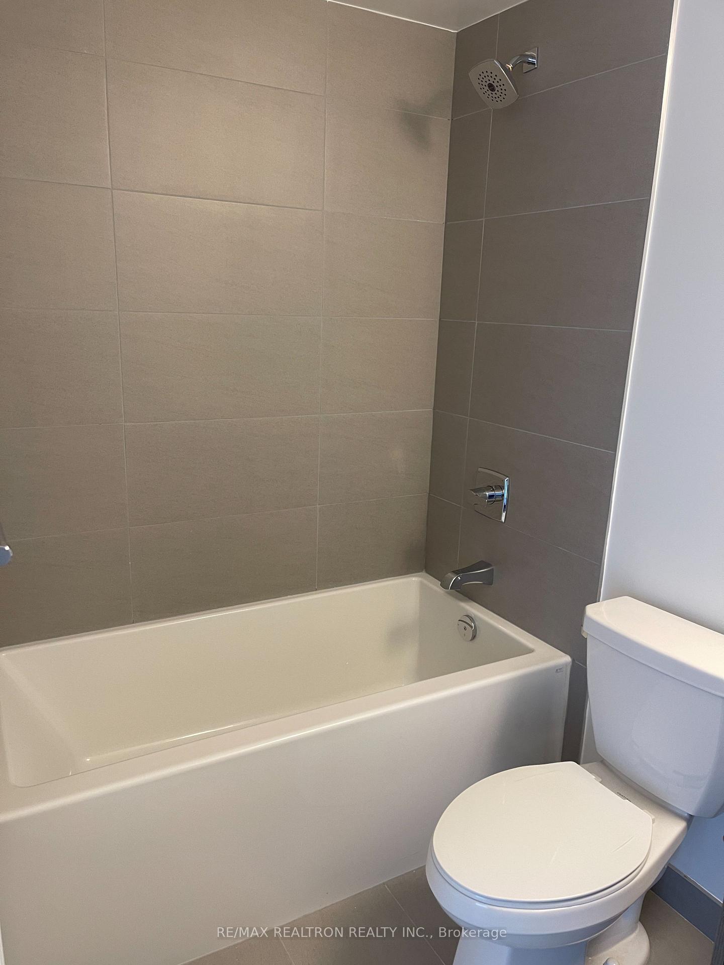 Photo 3 of Unit 2511, 286 Main Street, Toronto, East End-Danforth — HOMEH
