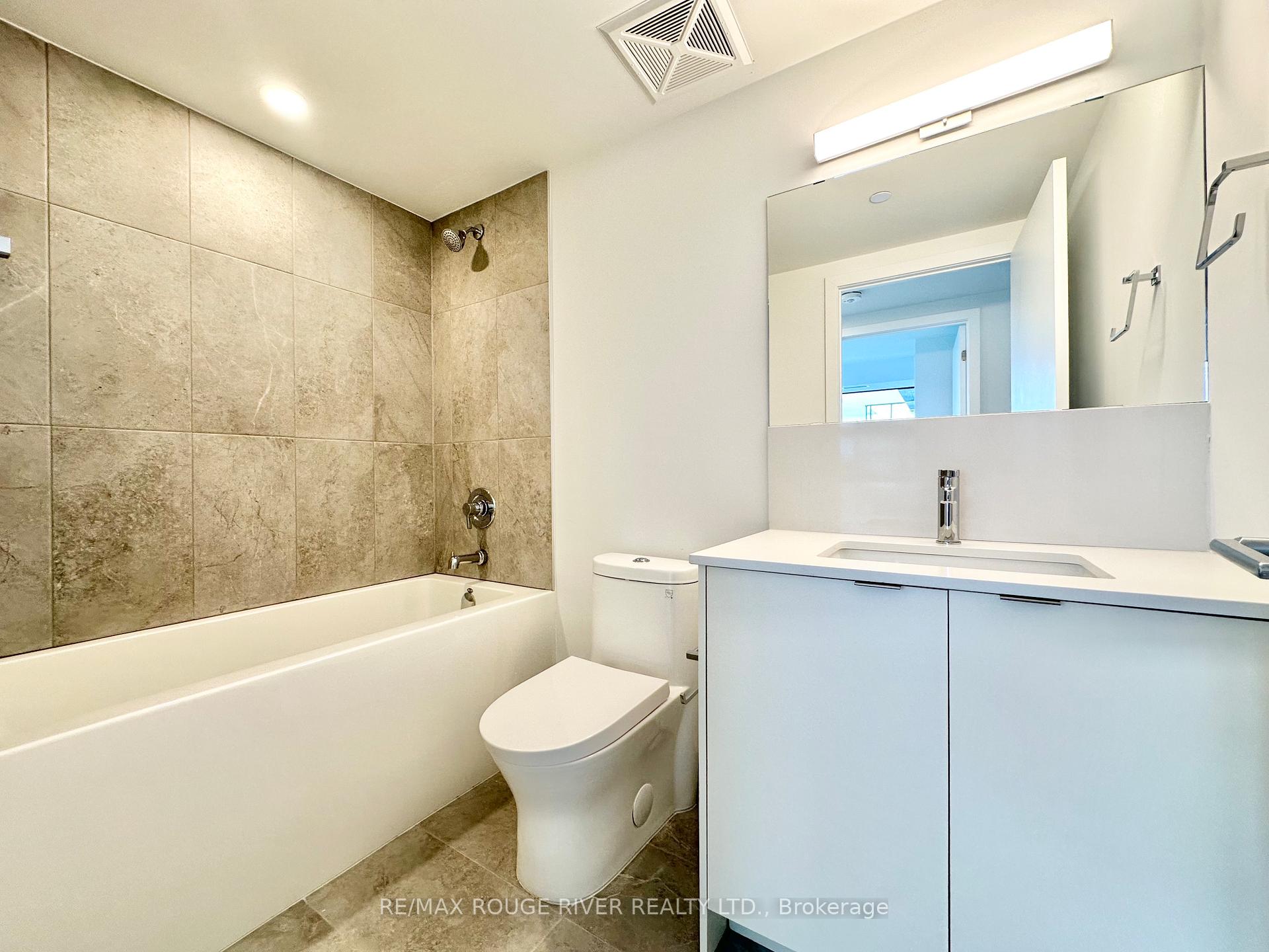 Photo 7 of Unit PH422 C, 1612 Charles St. Street, Whitby, Rural Whitby — HOMEH
