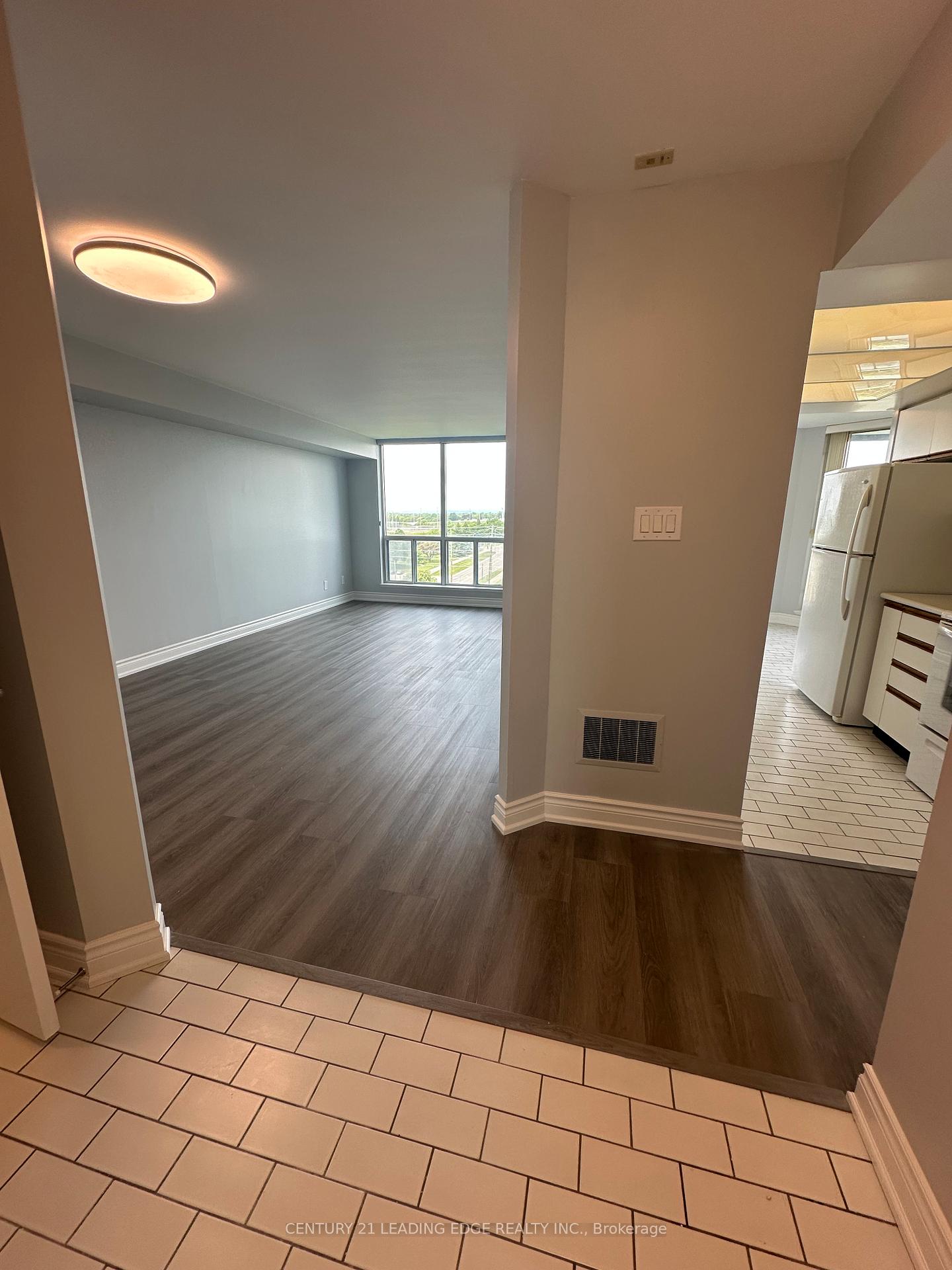 Photo 26 of Unit 809, 360 Watson Street, Whitby, Port Whitby — HOMEH