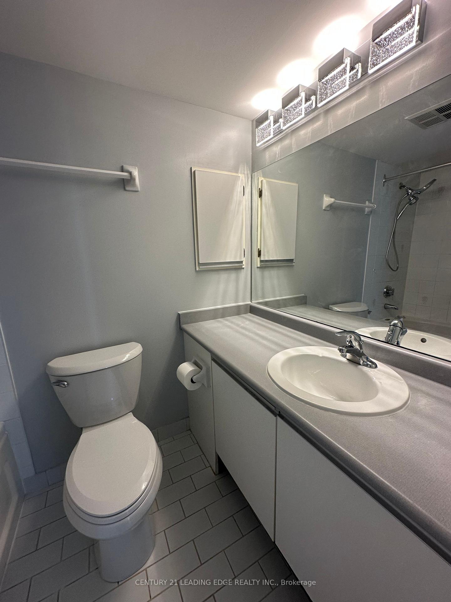 Photo 25 of Unit 809, 360 Watson Street, Whitby, Port Whitby — HOMEH