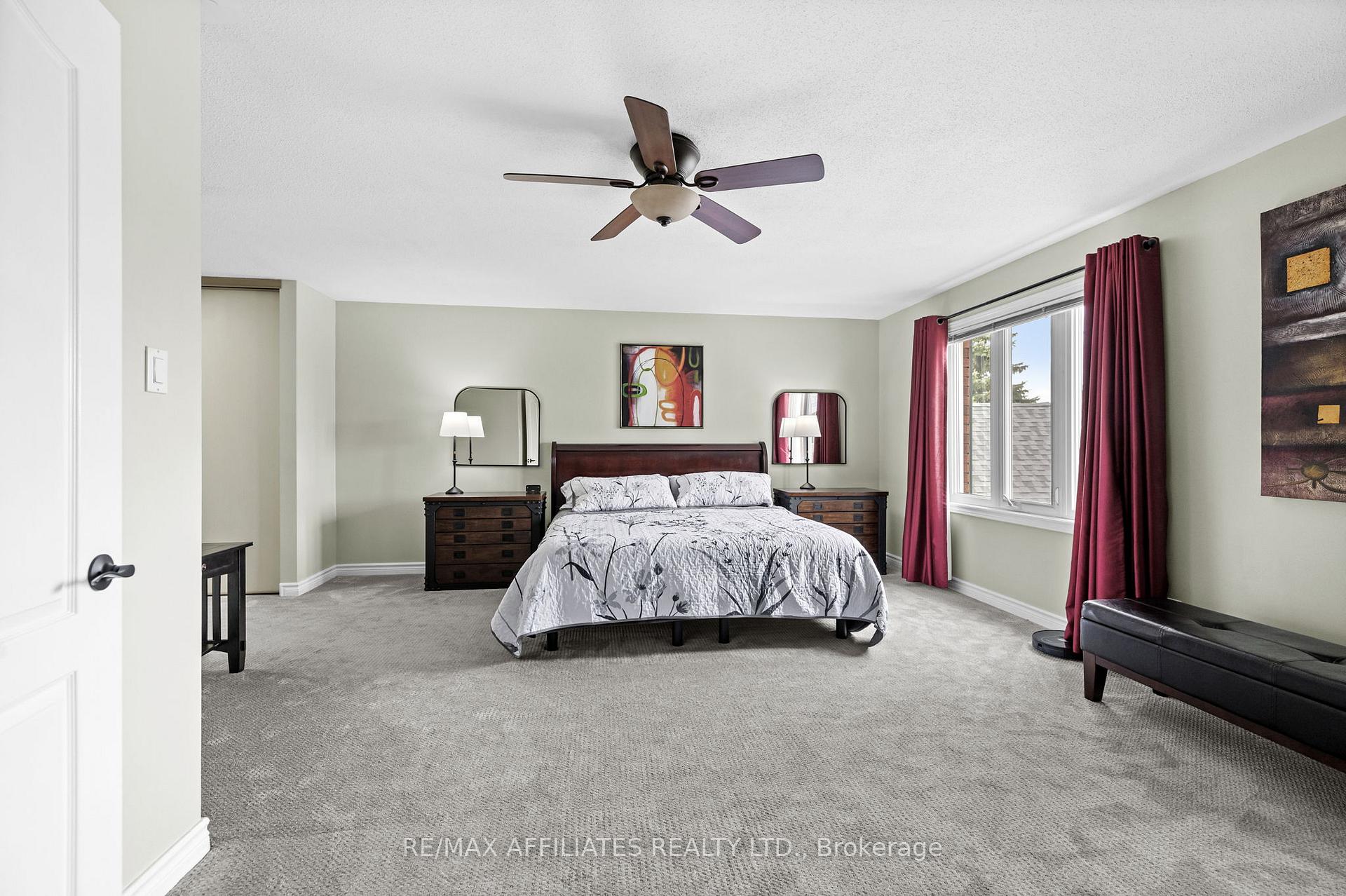 Photo 17 of 28 Sarrazin Way, Ottawa, Barrhaven - Cedargrove/Fraserdale — HOMEH