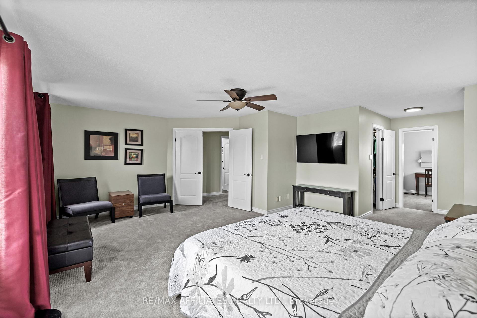 Photo 18 of 28 Sarrazin Way, Ottawa, Barrhaven - Cedargrove/Fraserdale — HOMEH