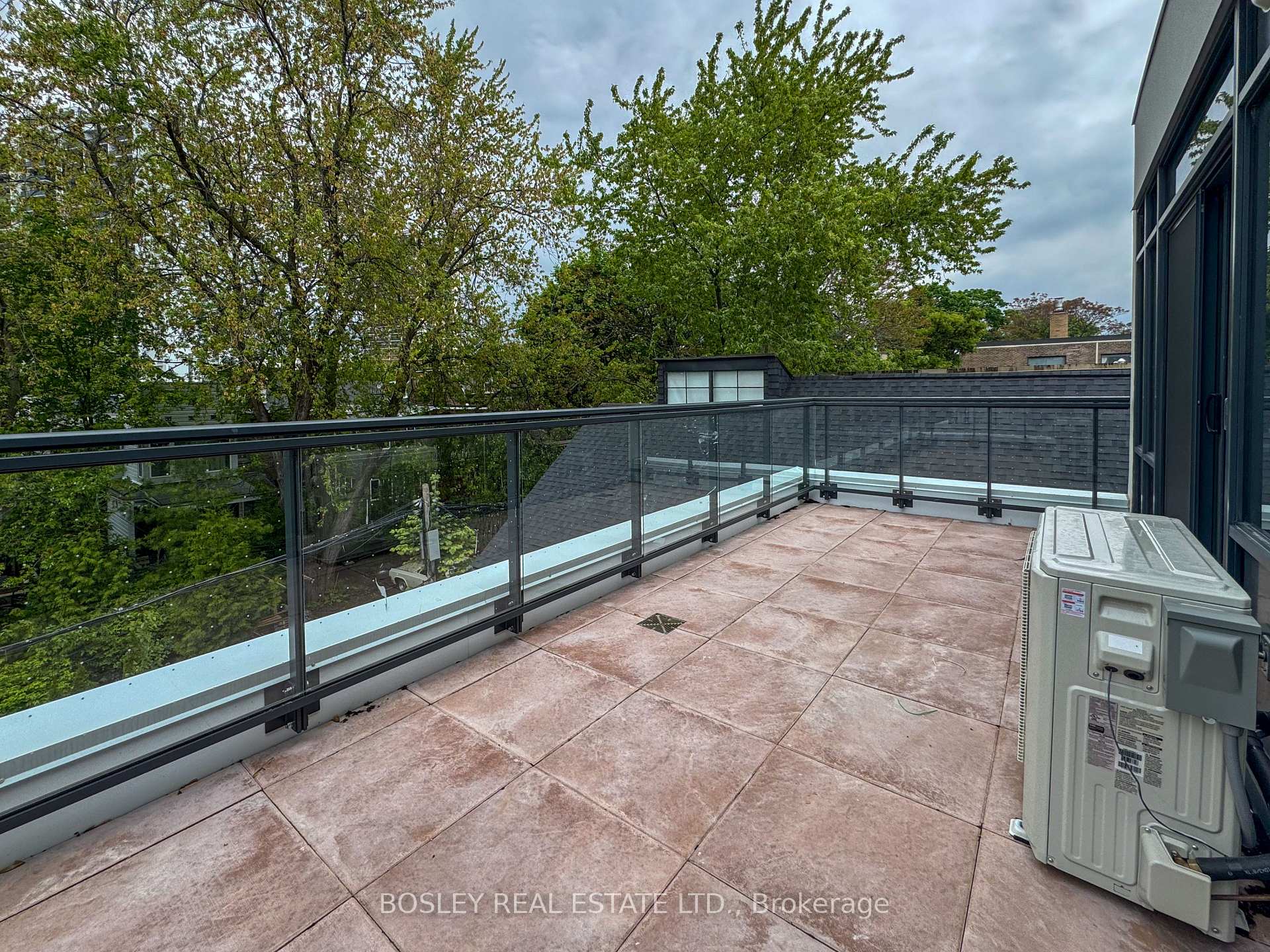 Photo 2 of Unit 302, 800 Broadview Avenue, Toronto, Playter Estates-Danforth — HOMEH