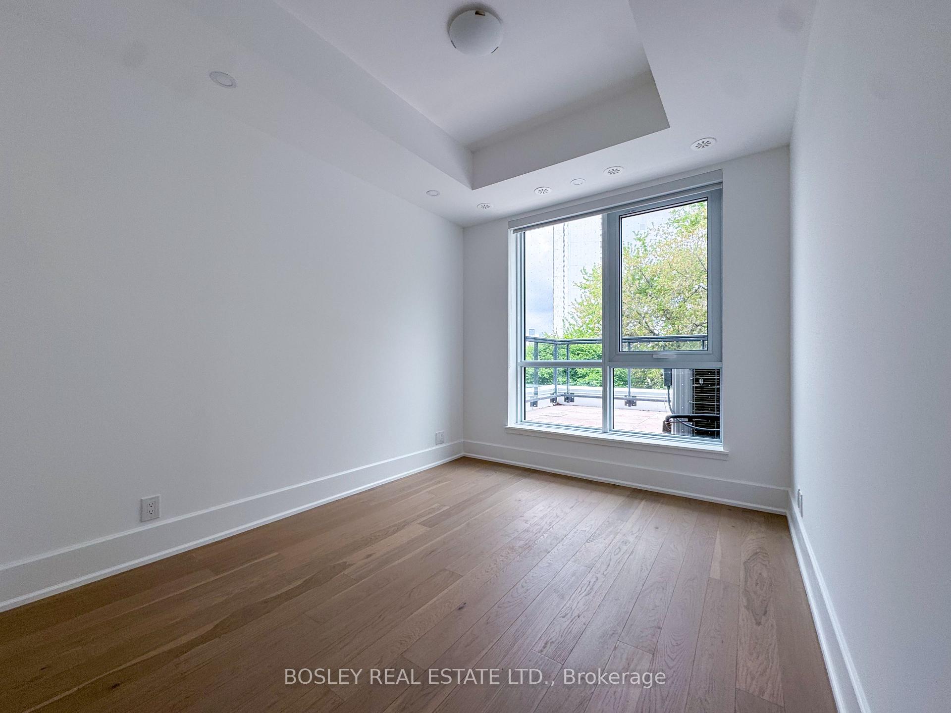 Photo 8 of Unit 302, 800 Broadview Avenue, Toronto, Playter Estates-Danforth — HOMEH