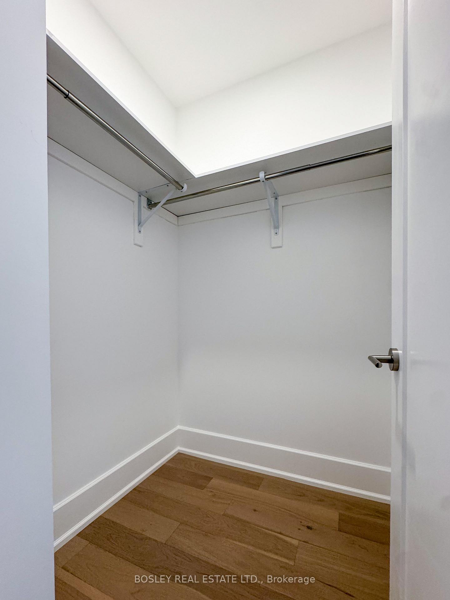 Photo 5 of Unit 302, 800 Broadview Avenue, Toronto, Playter Estates-Danforth — HOMEH