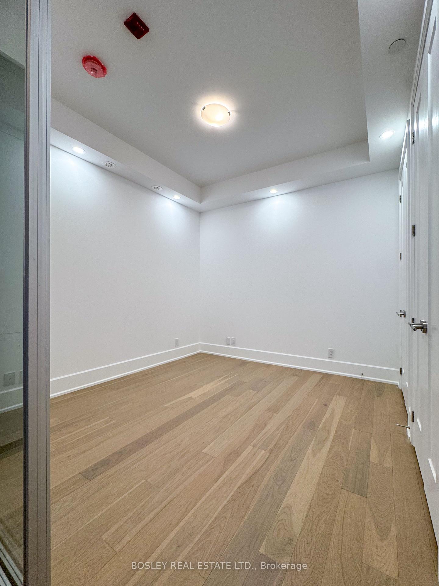 Photo 13 of Unit 302, 800 Broadview Avenue, Toronto, Playter Estates-Danforth — HOMEH