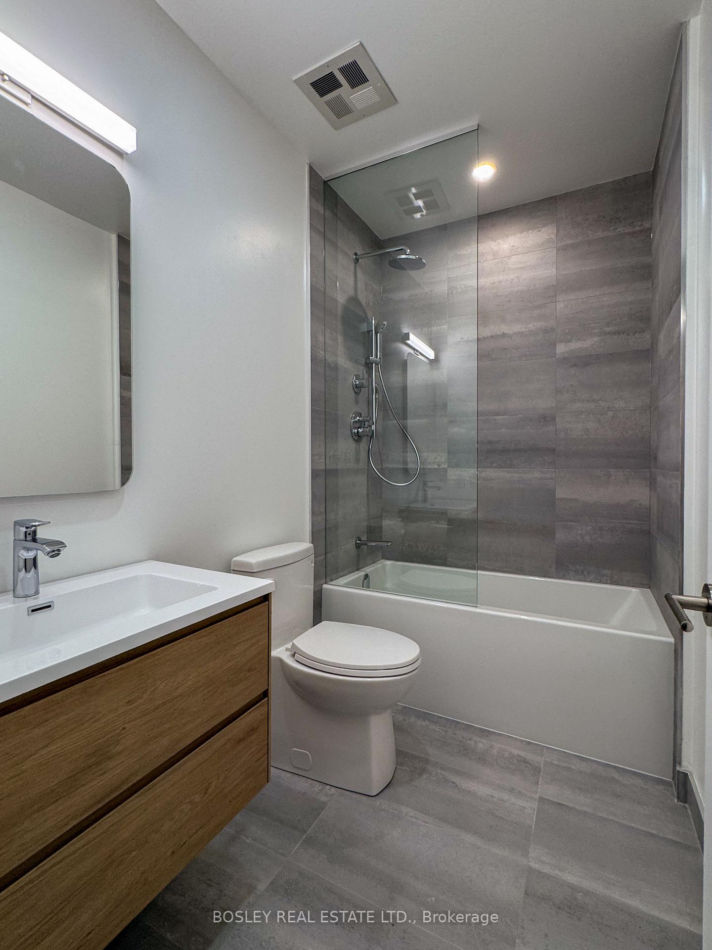 Photo 9 of Unit 302, 800 Broadview Avenue, Toronto, Playter Estates-Danforth — HOMEH