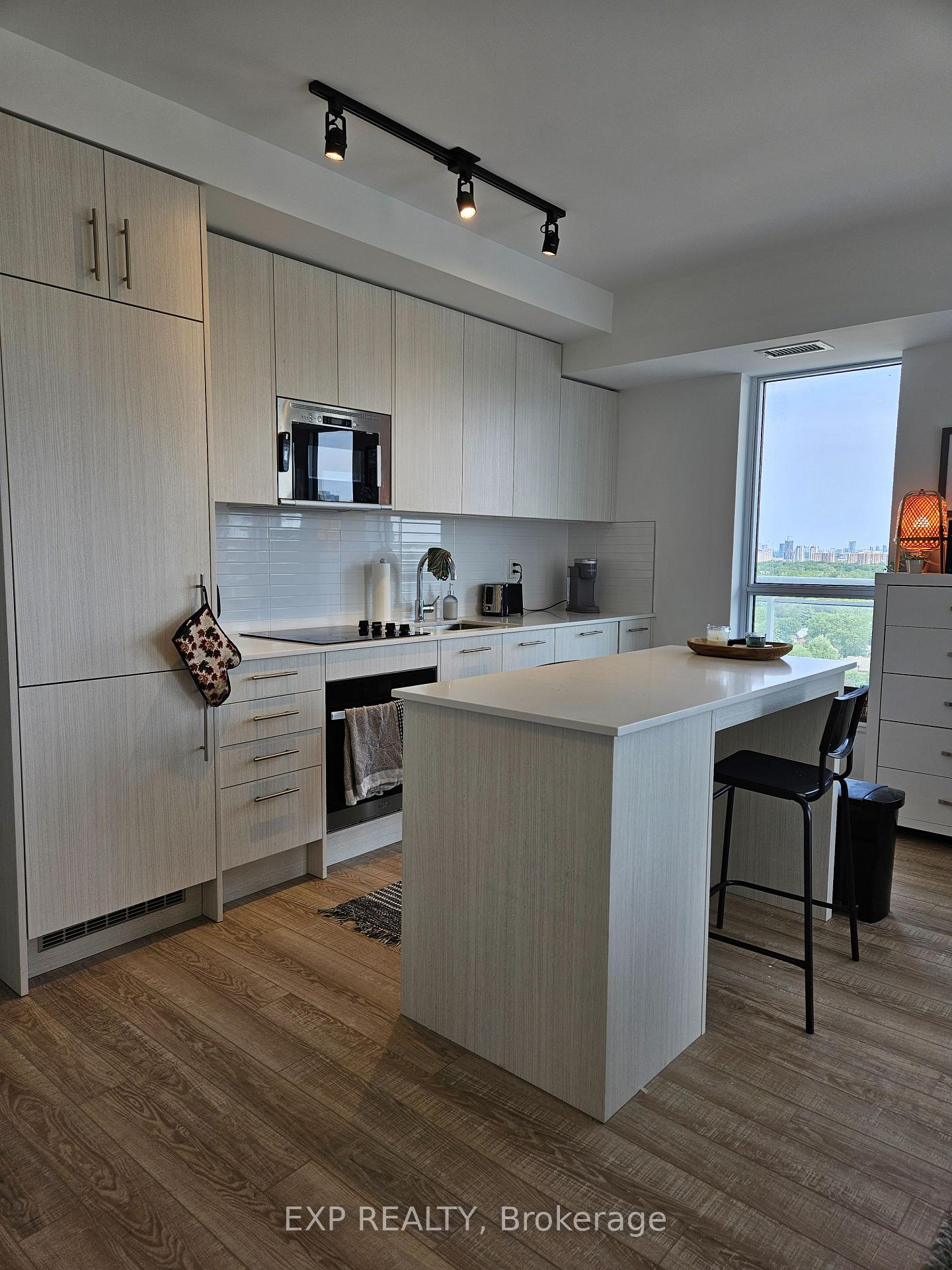 Photo 9 of Unit 1503, 286 Main Street, Toronto, East End-Danforth — HOMEH