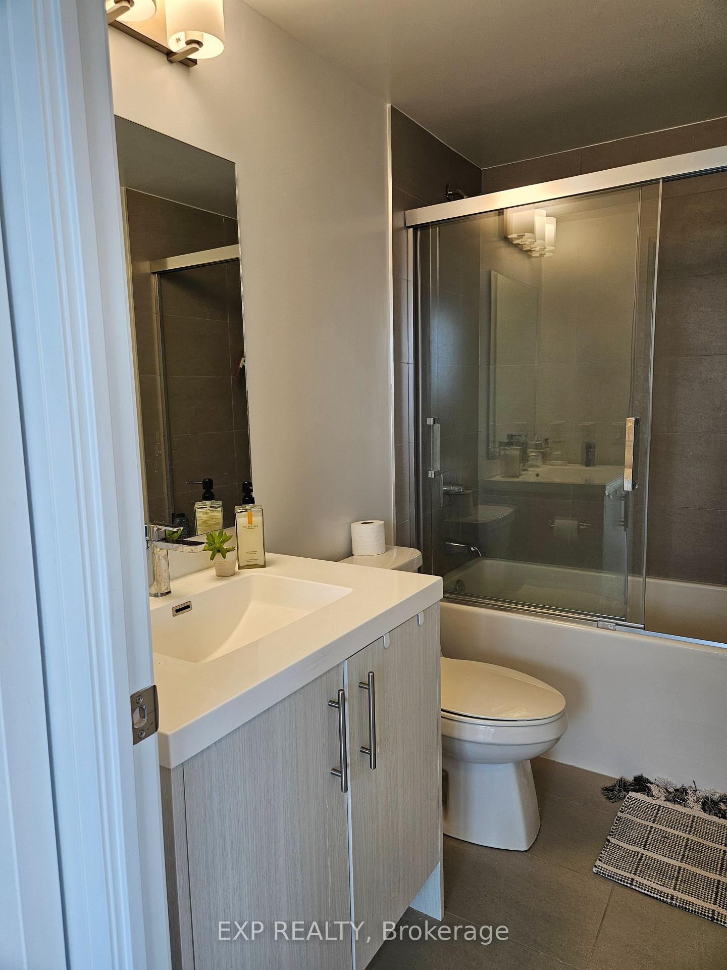 Photo 10 of Unit 1503, 286 Main Street, Toronto, East End-Danforth — HOMEH