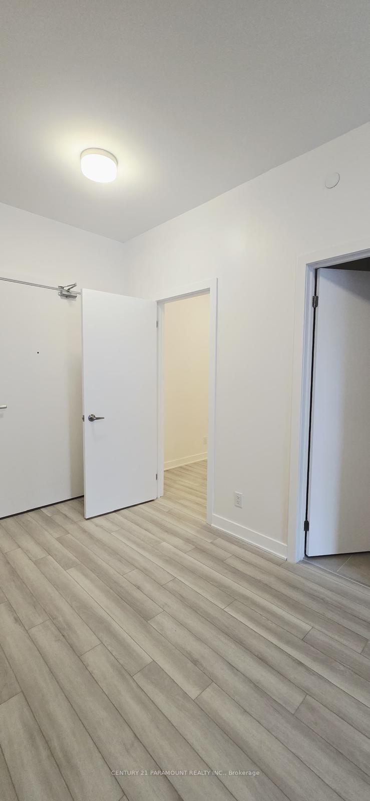 Photo 4 of Unit 604, 55 Clarington Boulevard, Clarington, Bowmanville — HOMEH