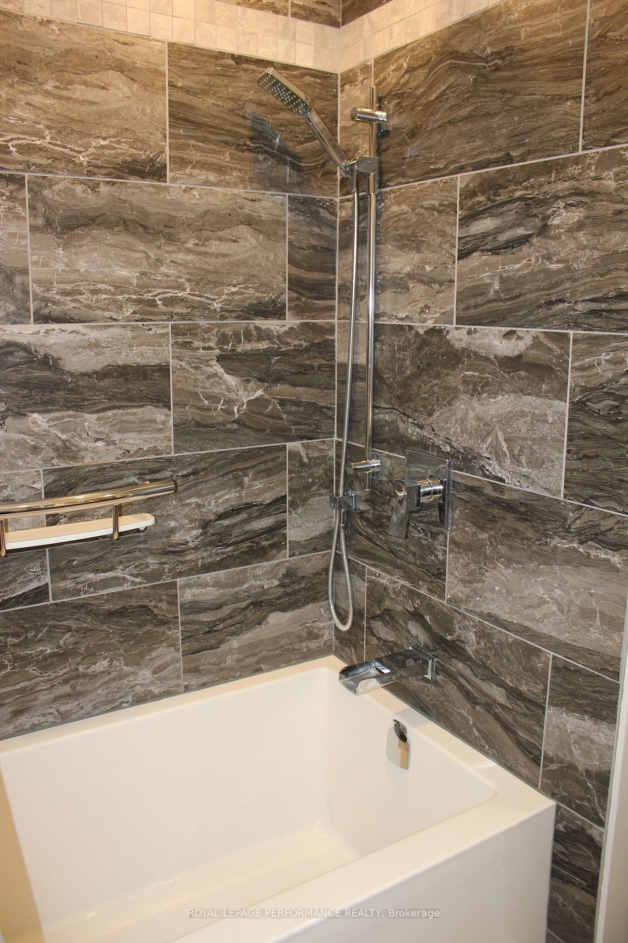 Photo 15 of 21 Colbrook Court, Cornwall — HOMEH