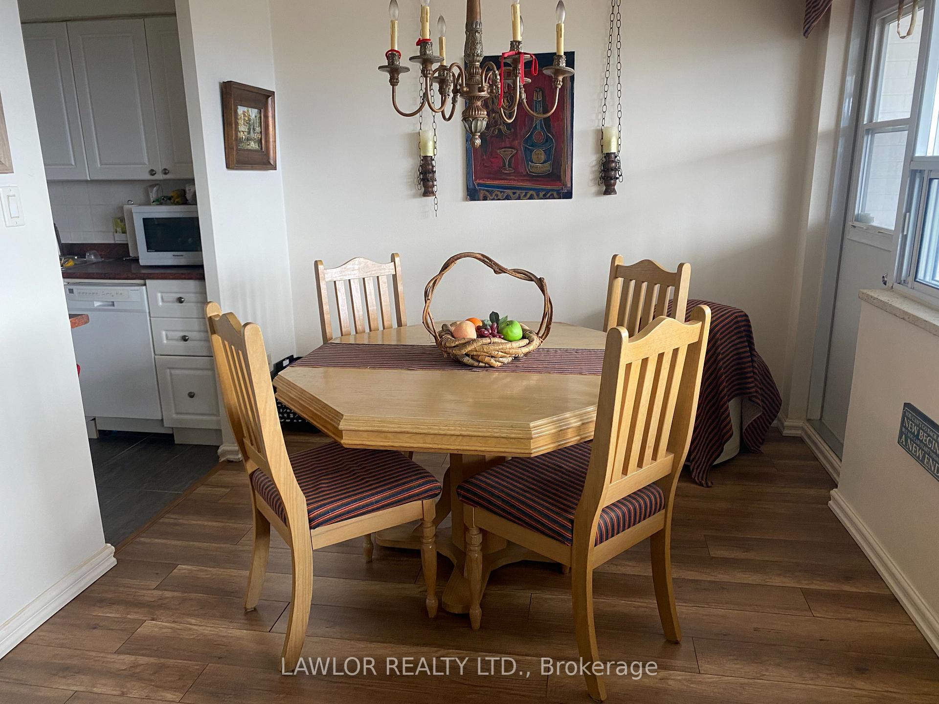 Photo 10 of Unit 908, 3311 Kingston Road, Scarborough, Scarborough Village — HOMEH