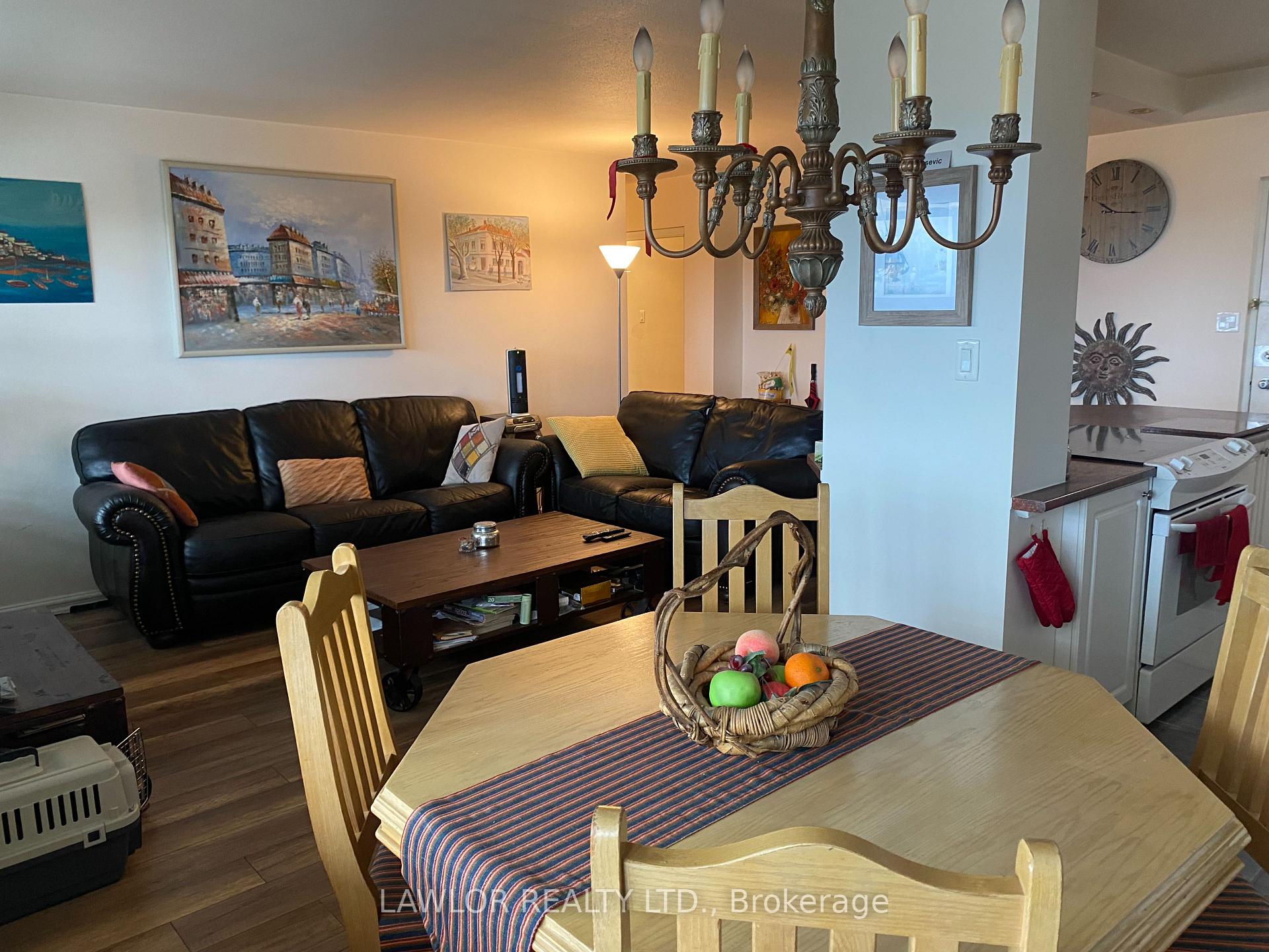 Photo 3 of Unit 908, 3311 Kingston Road, Scarborough, Scarborough Village — HOMEH