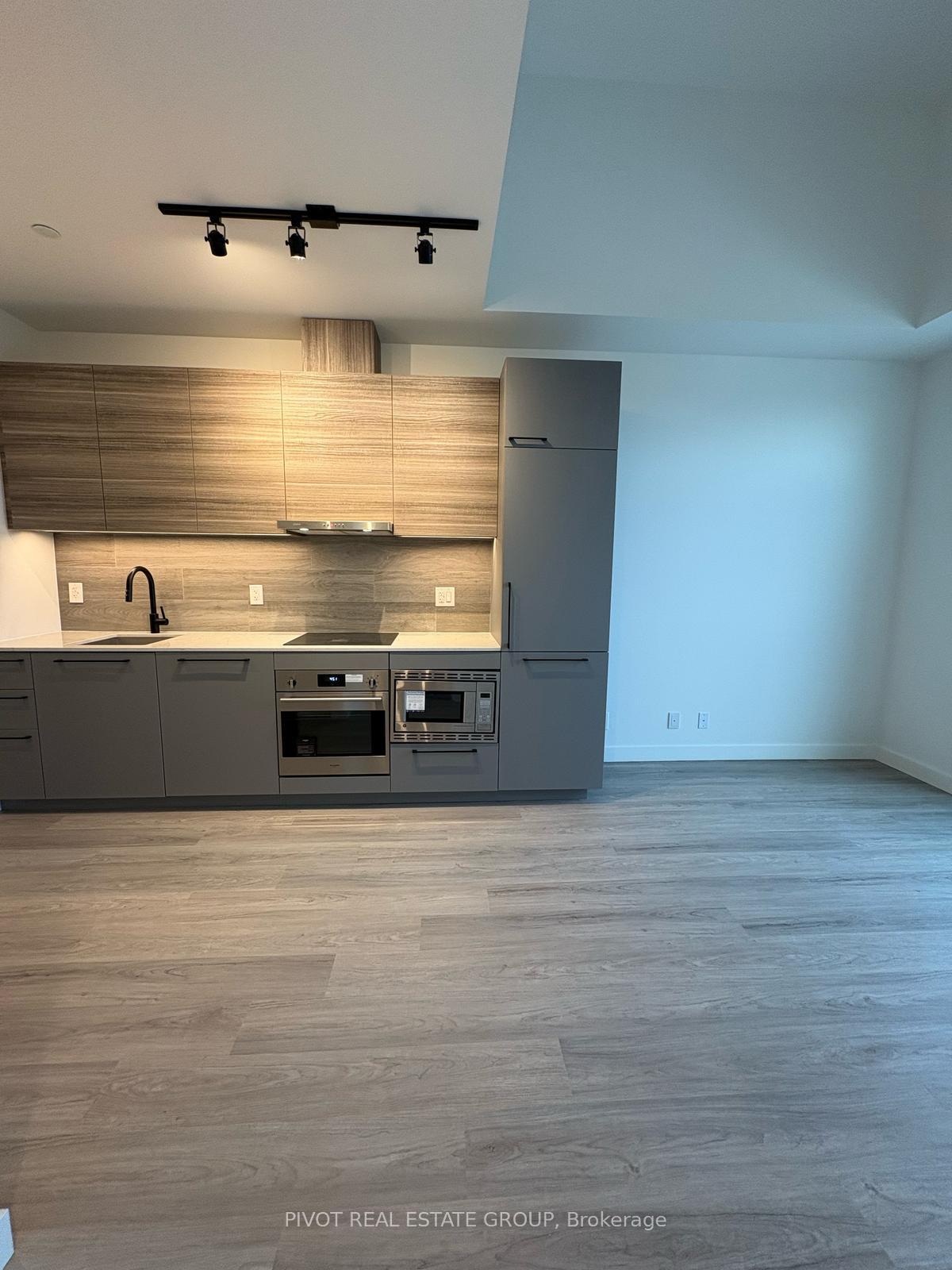 Photo 1 of Unit 202, 1050 Eastern Avenue, Toronto, The Beaches — HOMEH