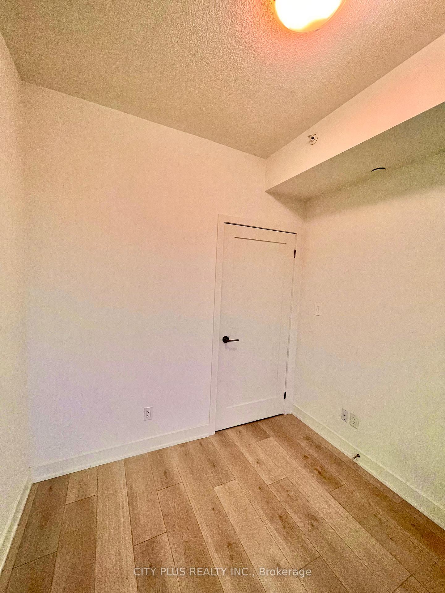 Photo 9 of Unit 302, 1 Climo Lane, Markham, Wismer — HOMEH