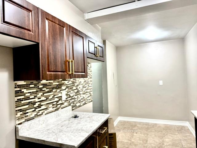 Photo 4 of Unit 307, 180 Markham Road, Scarborough, Scarborough Village — HOMEH
