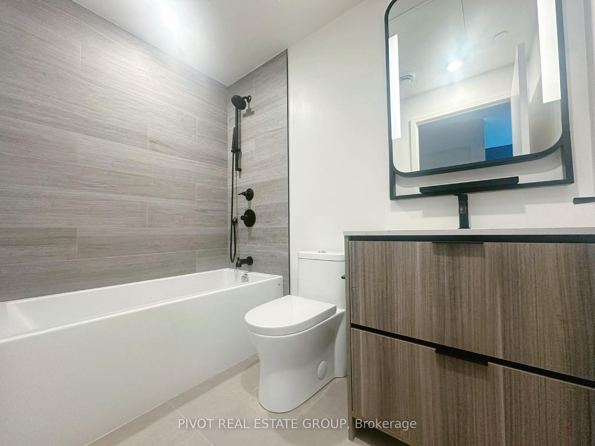 Photo 7 of Unit 440, 1050 Eastern Avenue, Toronto, The Beaches — HOMEH