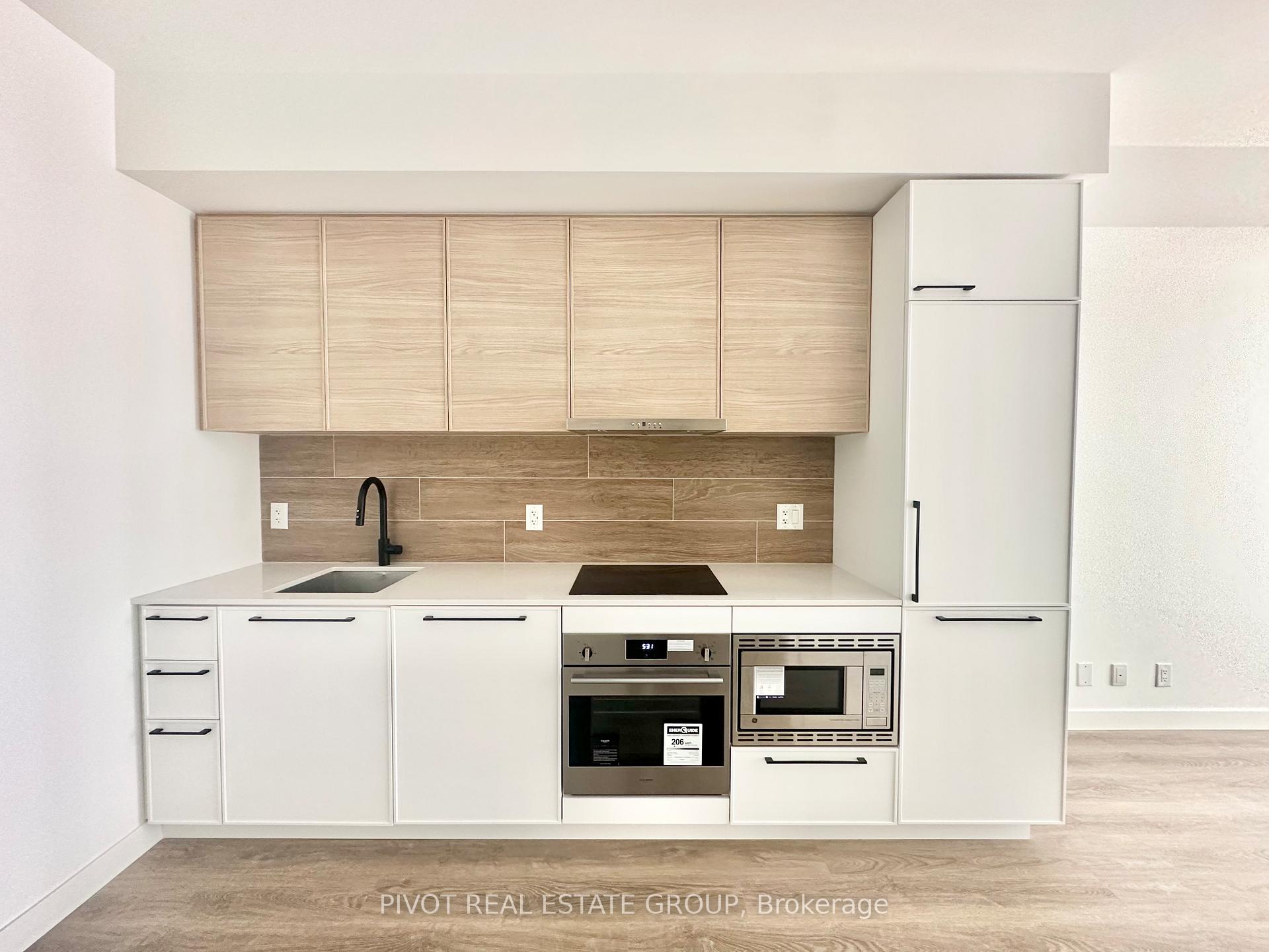 Photo 3 of Unit 436, 1050 Eastern Avenue, Toronto, The Beaches — HOMEH
