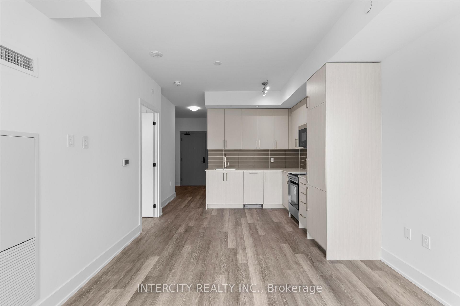 Photo 14 of Unit 213, 2075 King Road, King, King City — HOMEH