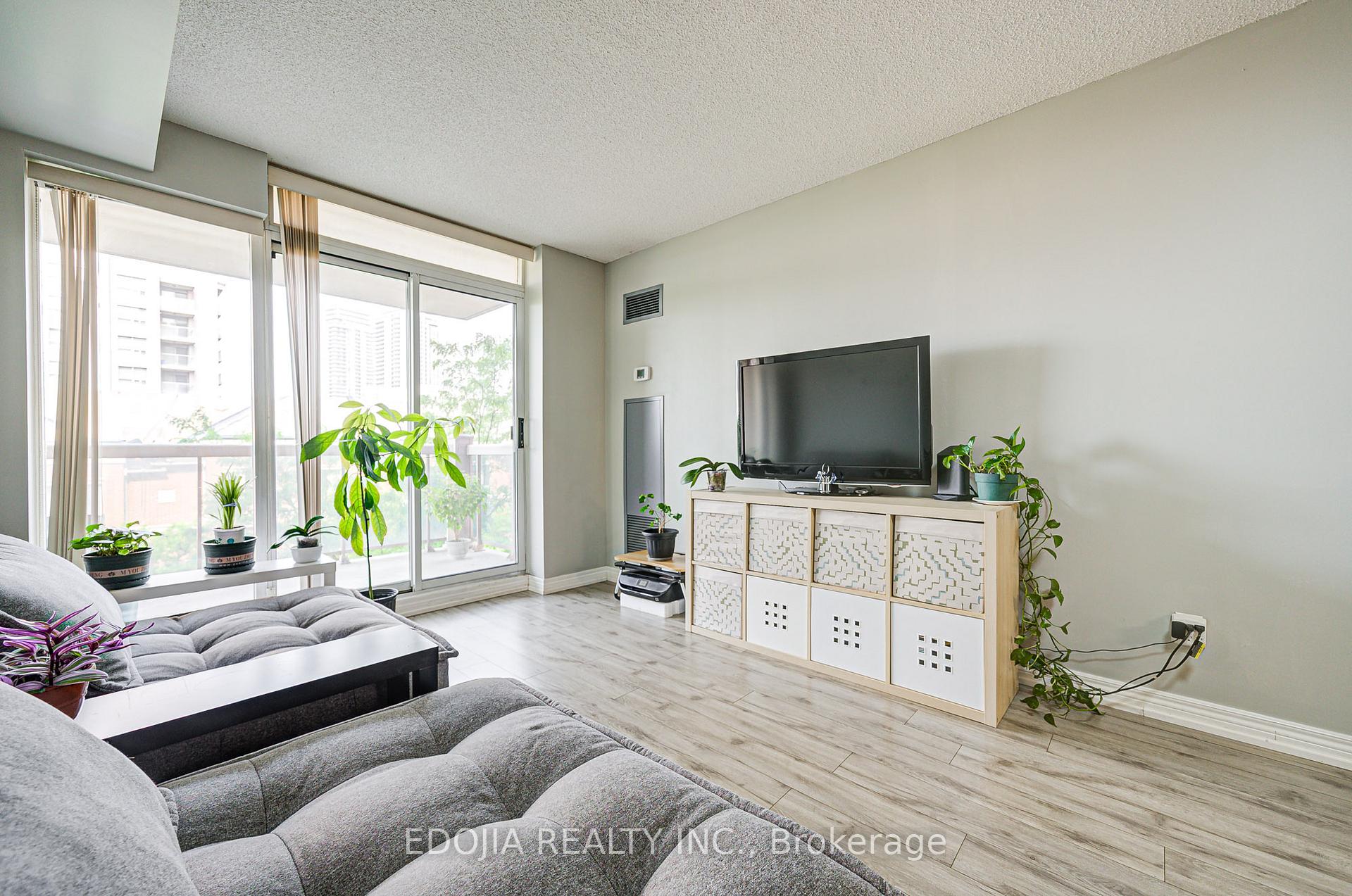Photo 7 of Unit 506, 25 Times Avenue, Markham, Commerce Valley — HOMEH