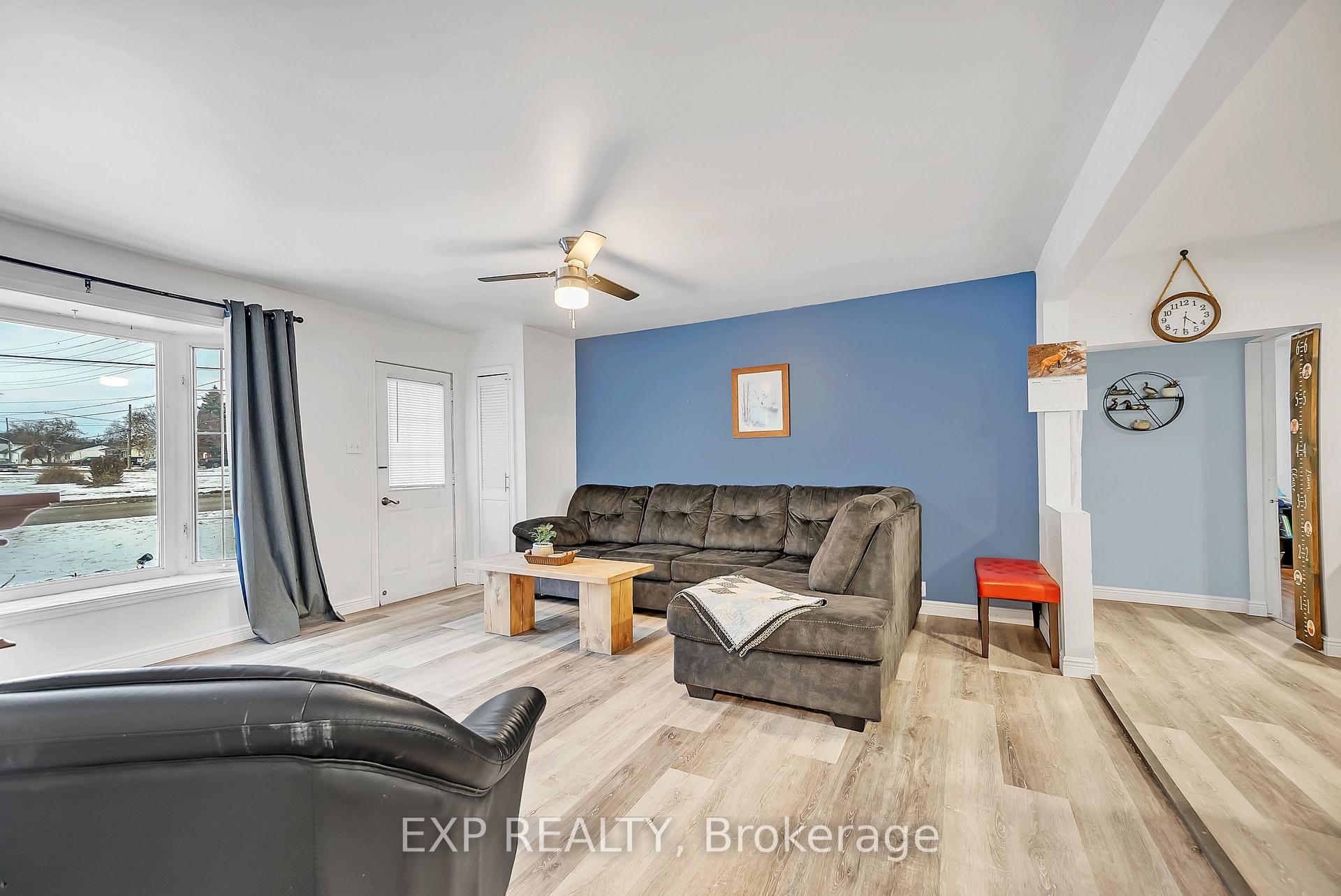 Photo 12 of 83 Byron Street, Belleville, Belleville Ward — HOMEH