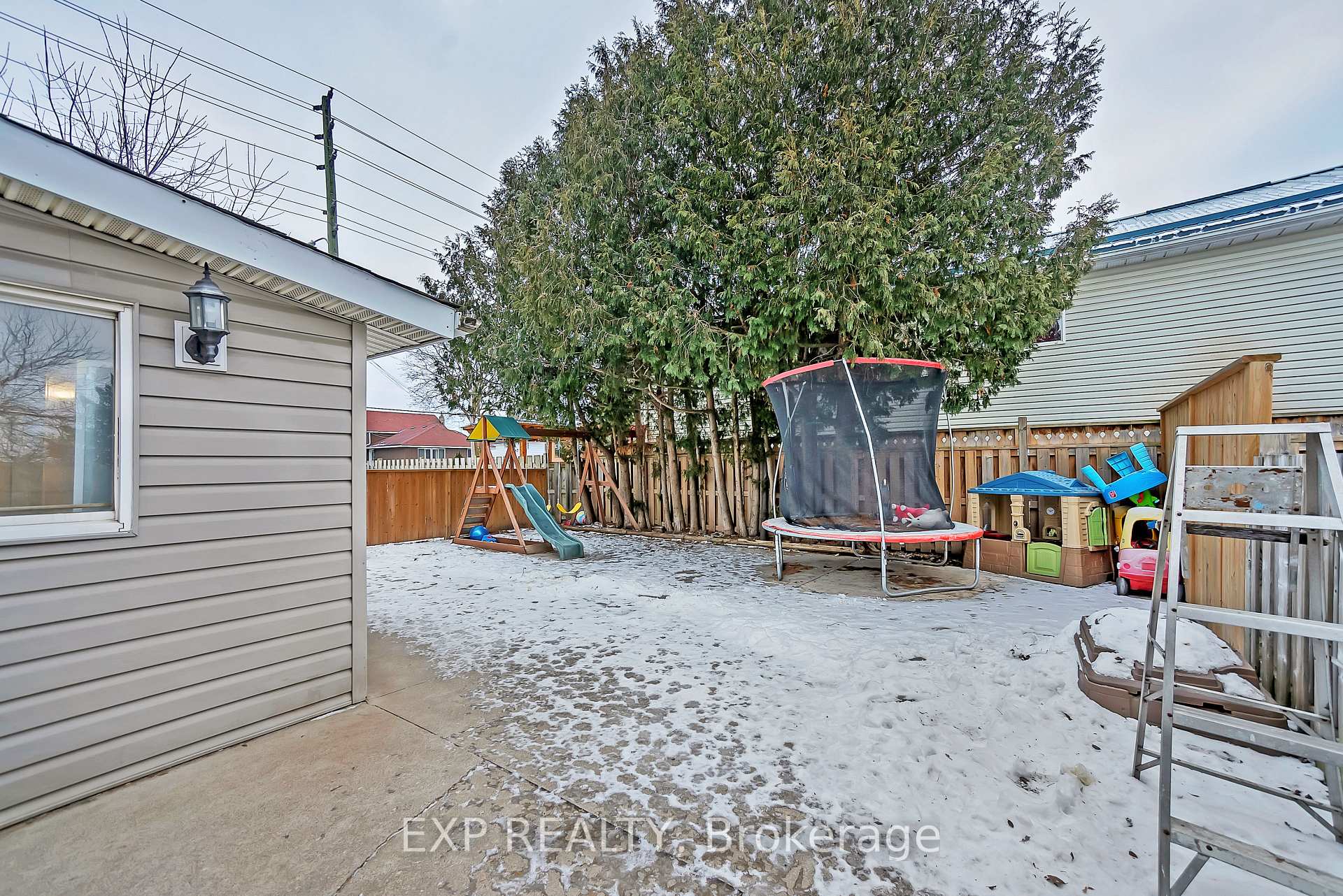 Photo 30 of 83 Byron Street, Belleville, Belleville Ward — HOMEH