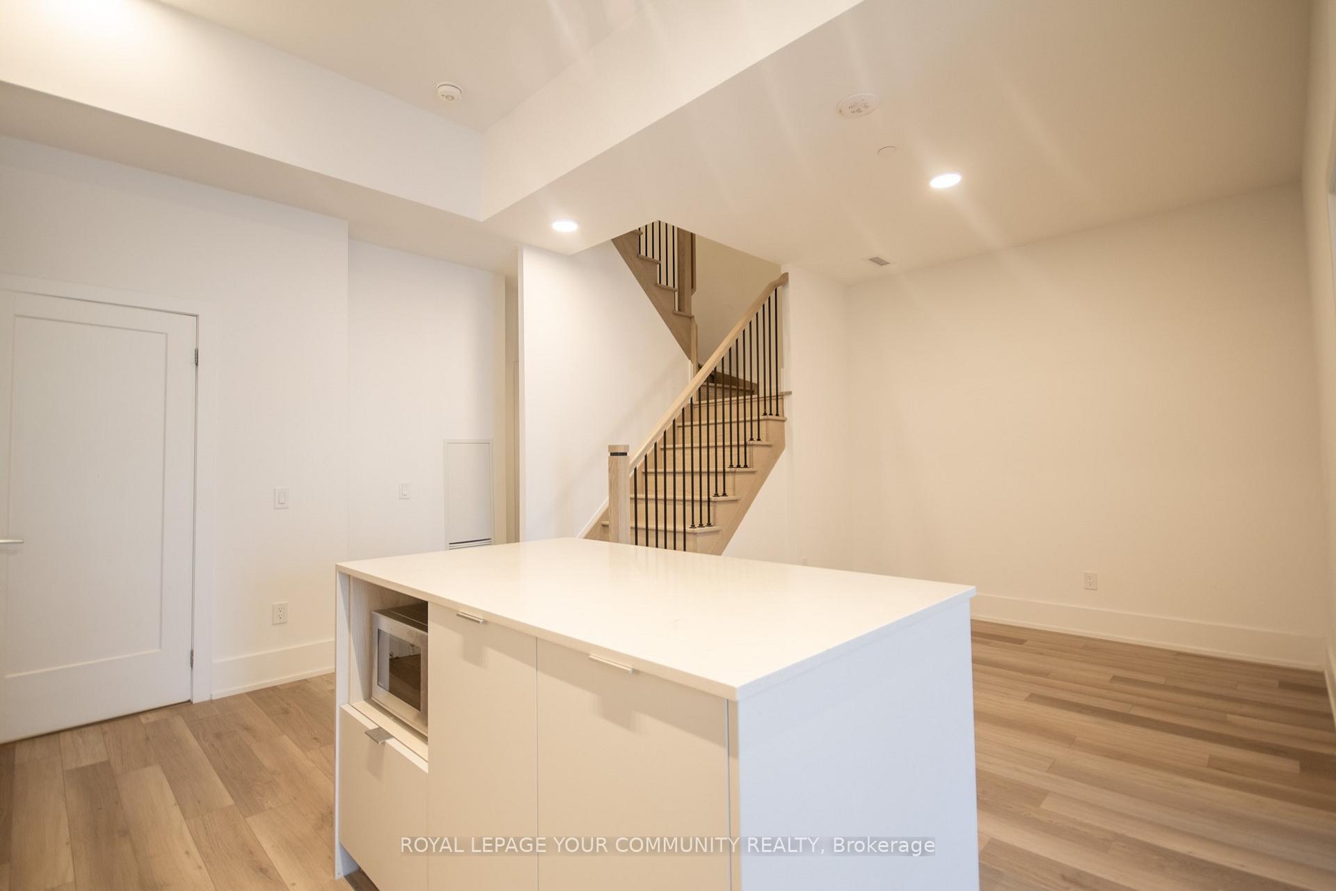 Photo 2 of Unit 107N, 9 Clegg Road, Markham, Unionville — HOMEH
