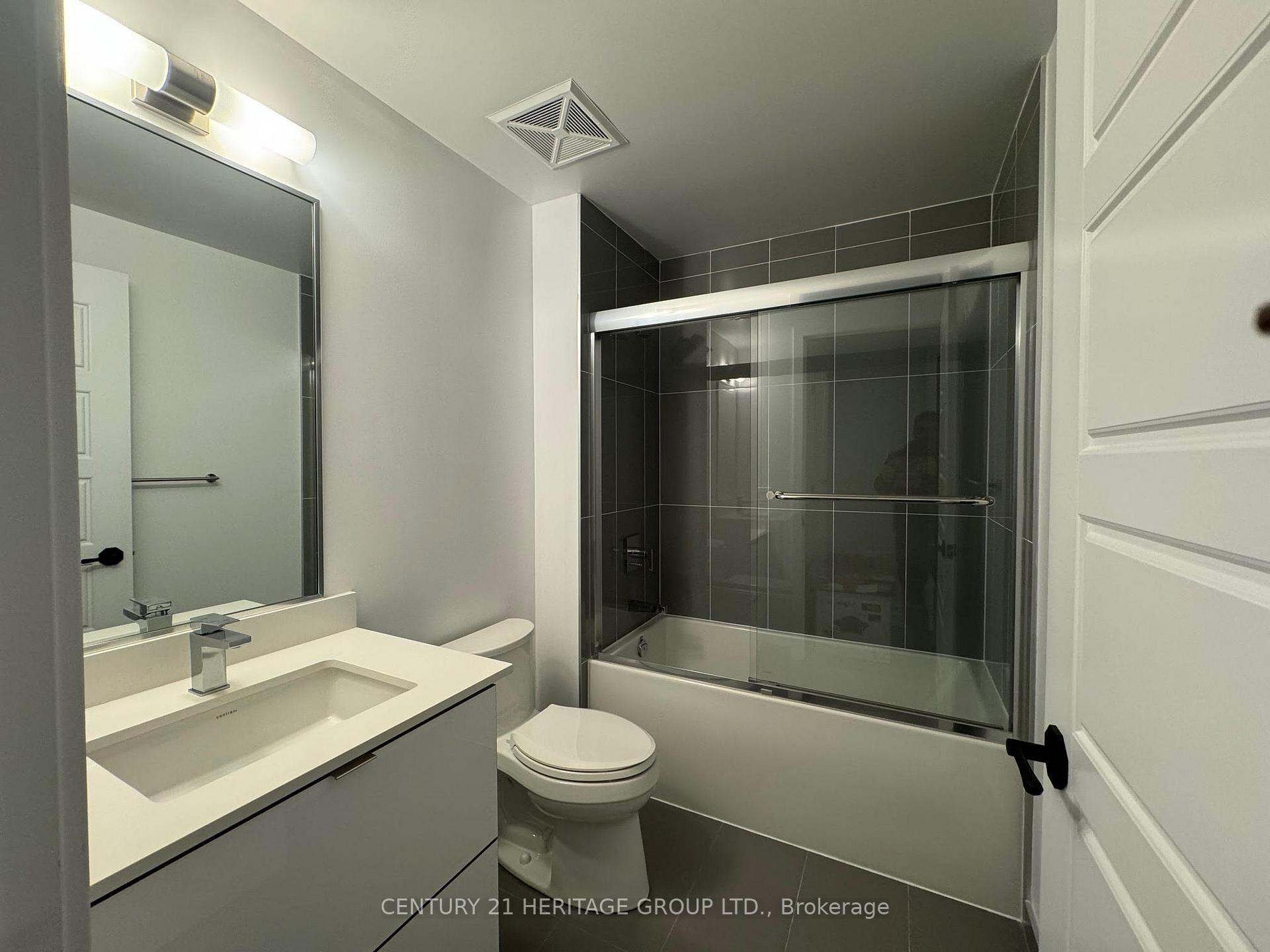 Photo 13 of Unit 124, 415 Sea Ray Avenue, Innisfil, Rural Innisfil — HOMEH