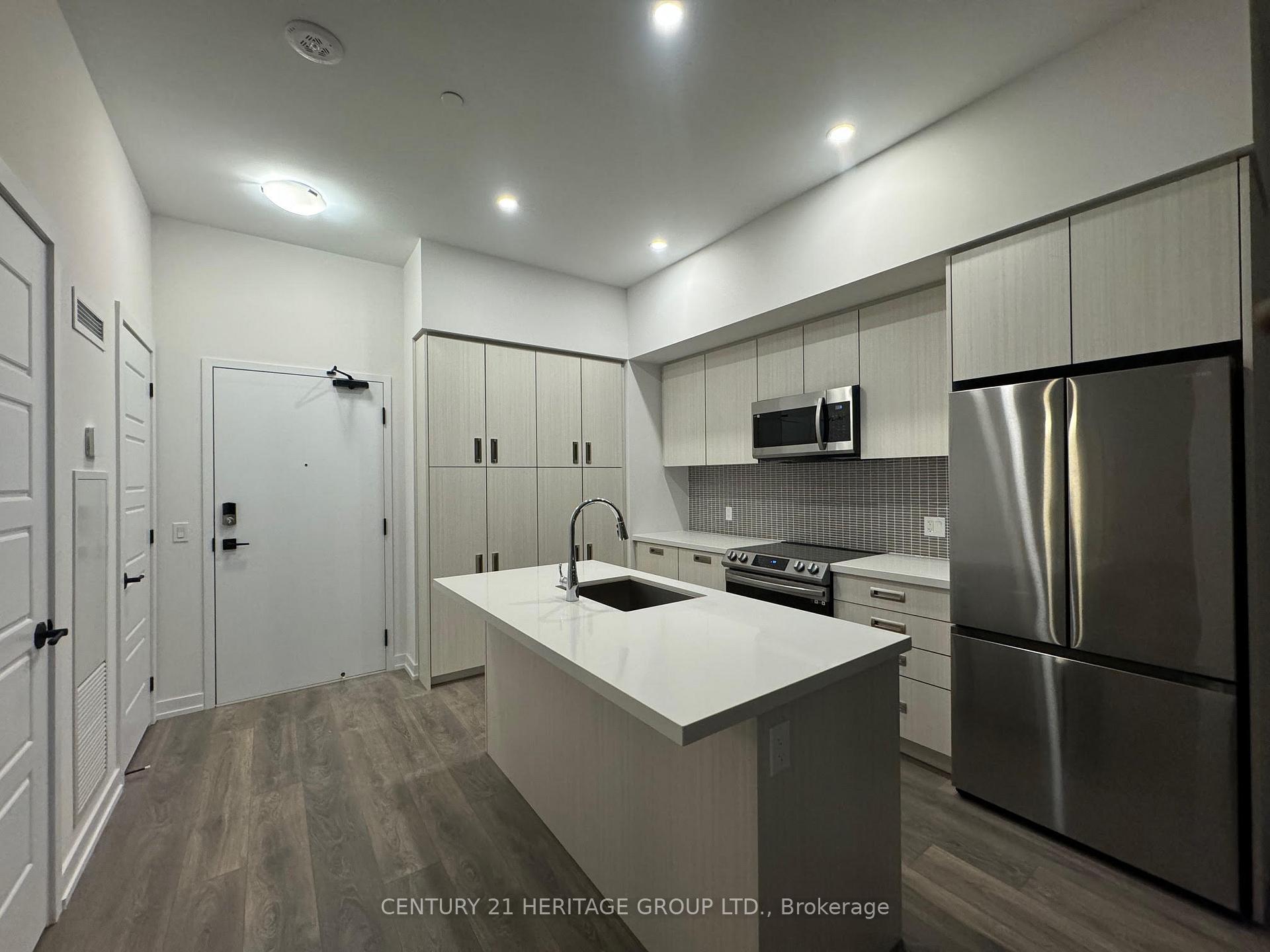 Photo 3 of Unit 124, 415 Sea Ray Avenue, Innisfil, Rural Innisfil — HOMEH