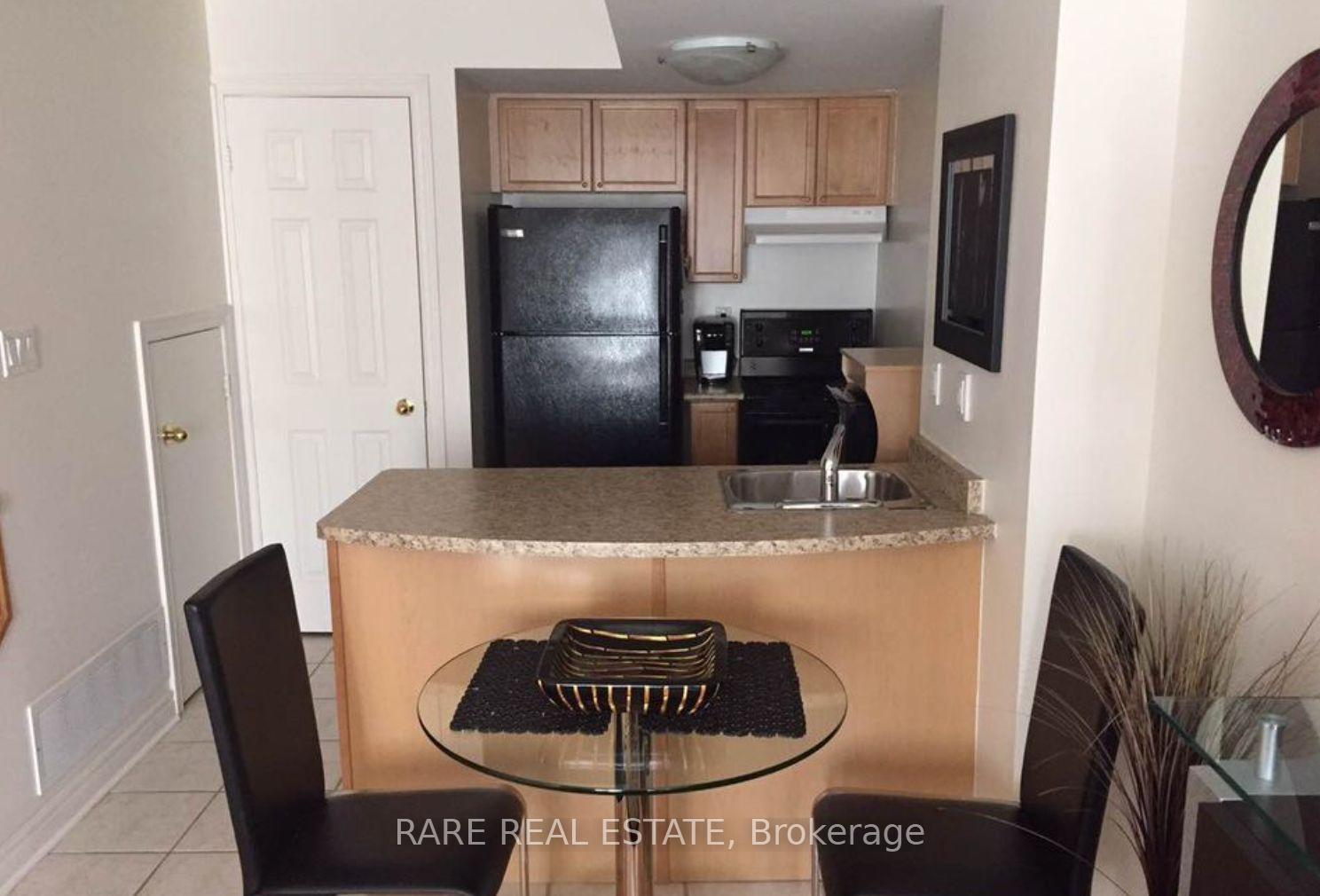 Photo 2 of Unit 167, 310 John Street, Markham, Aileen-Willowbrook — HOMEH