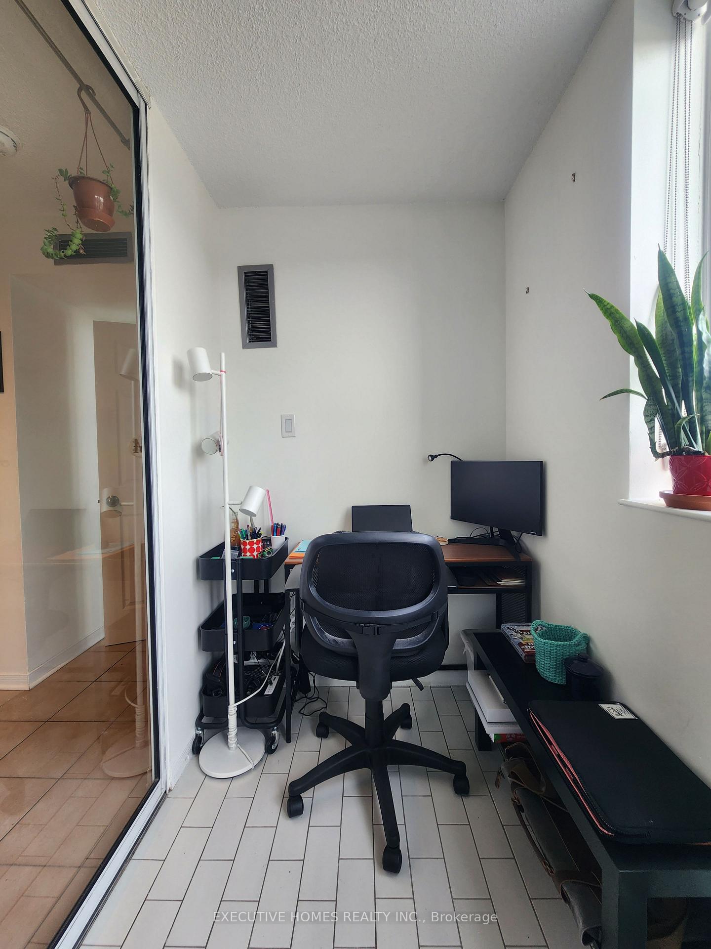 Photo 10 of Unit 208, 330 Mccowan Road, Scarborough, Eglinton East — HOMEH