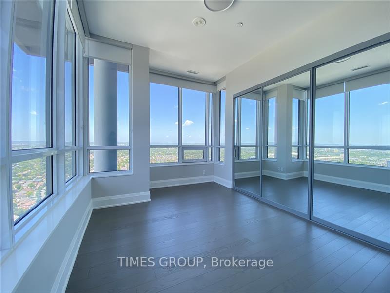 Photo 4 of Unit PH09, 18 Water Walk Drive, Markham, Unionville — HOMEH