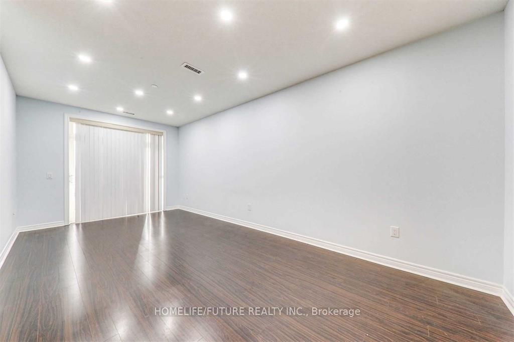 Photo 5 of Unit 207, 7325 Markham Road, Markham, Cedarwood — HOMEH