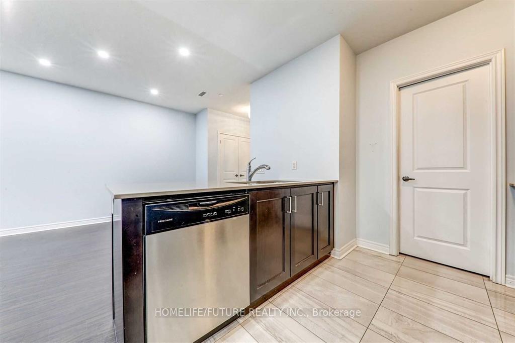 Photo 18 of Unit 207, 7325 Markham Road, Markham, Cedarwood — HOMEH
