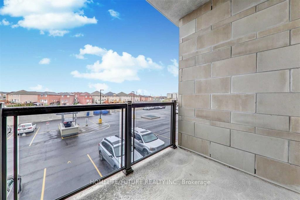 Photo 7 of Unit 207, 7325 Markham Road, Markham, Cedarwood — HOMEH