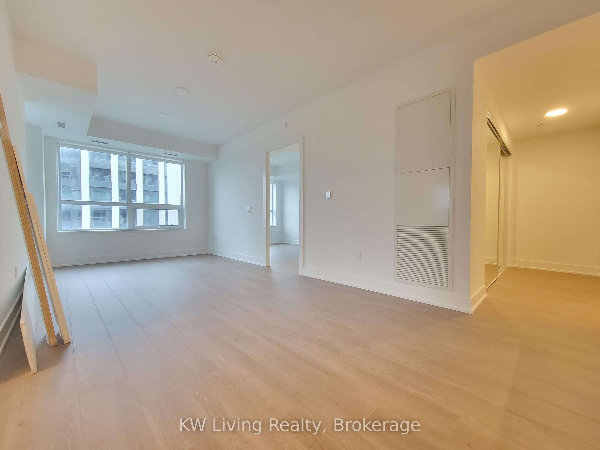 Photo 8 of Unit 1902, 8 Cedarland Drive, Markham, Unionville — HOMEH