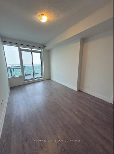 Photo 4 of Unit PH102, 7171 Yonge Street, Markham, Thornhill — HOMEH