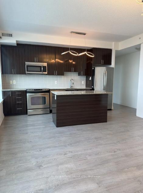 Photo 13 of Unit PH102, 7171 Yonge Street, Markham, Thornhill — HOMEH