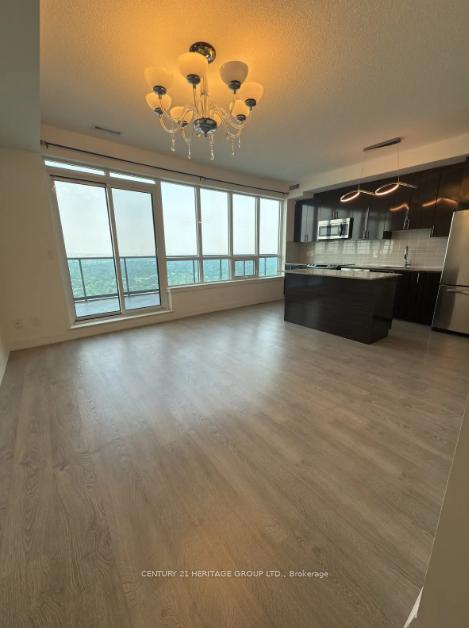 Photo 11 of Unit PH102, 7171 Yonge Street, Markham, Thornhill — HOMEH