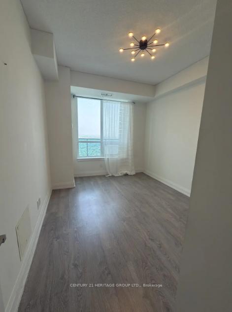 Photo 10 of Unit PH102, 7171 Yonge Street, Markham, Thornhill — HOMEH