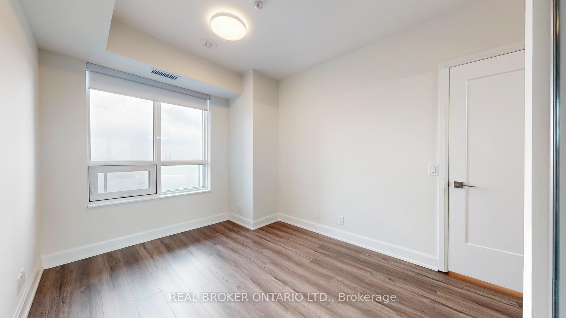 Photo 12 of Unit 907, 38 Gandhi Lane, Markham, Commerce Valley — HOMEH