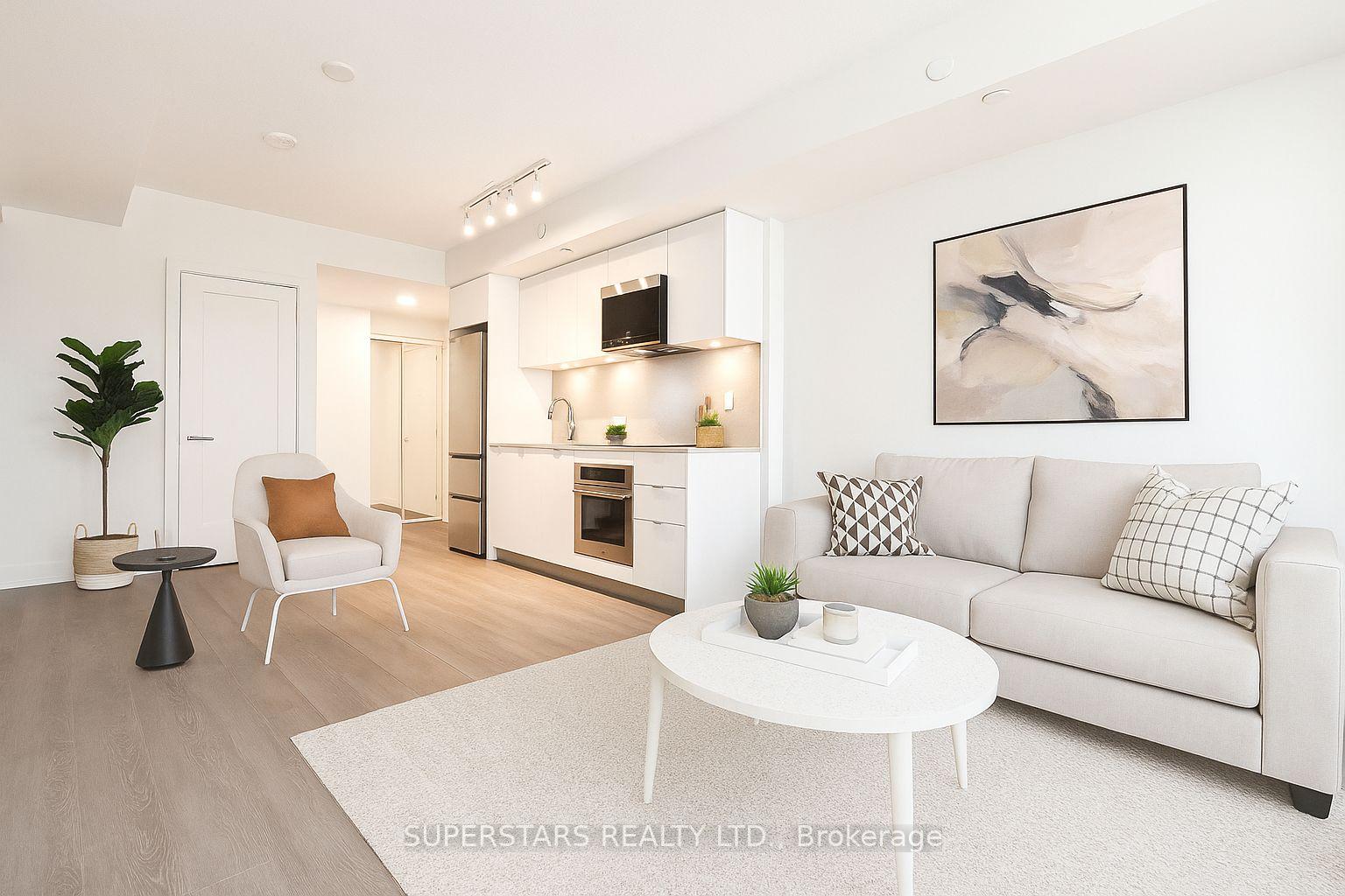 Photo 4 of Unit 1801, 8 Cedarland Drive, Markham, Unionville — HOMEH