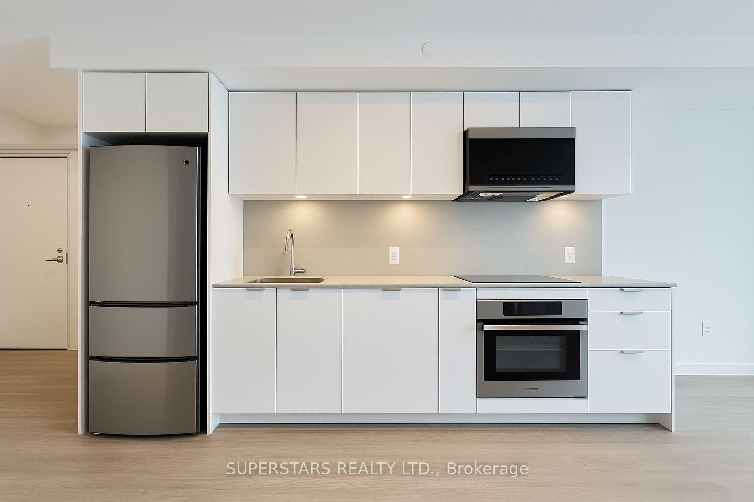 Photo 2 of Unit 1801, 8 Cedarland Drive, Markham, Unionville — HOMEH