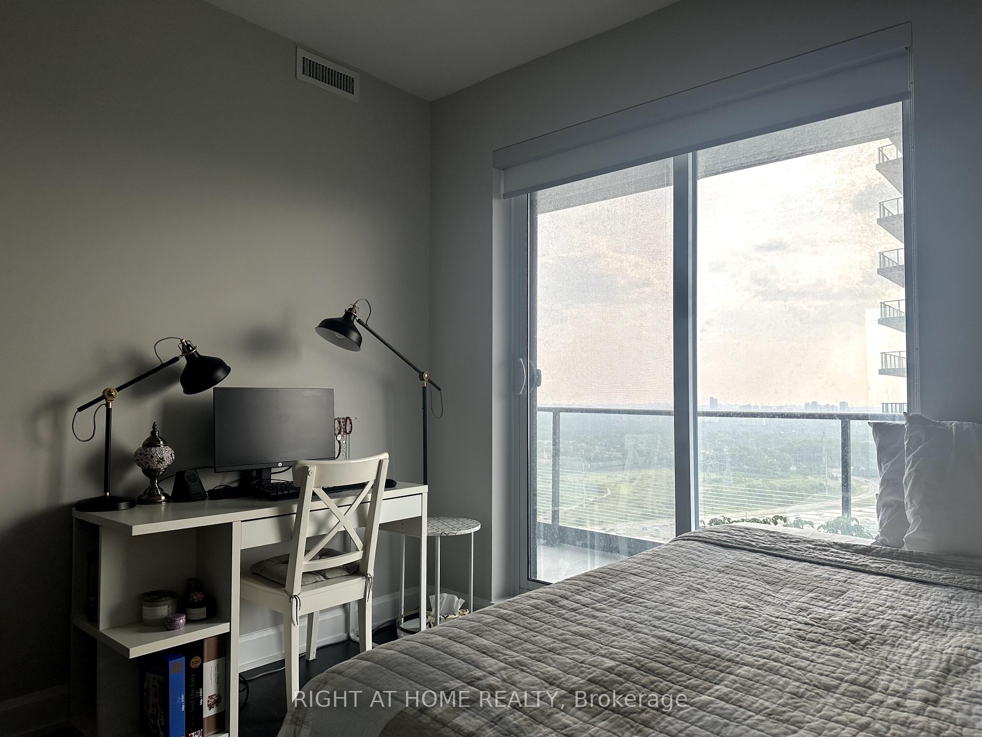 Photo 5 of Unit 3009, 38 Gandhi Lane, Markham, Commerce Valley — HOMEH
