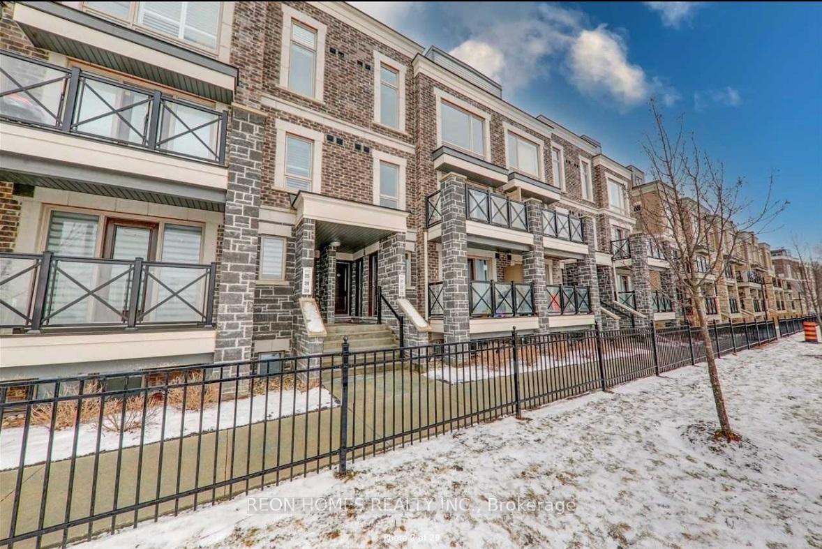 Front of Unit 315, 20 Dunsheath Way