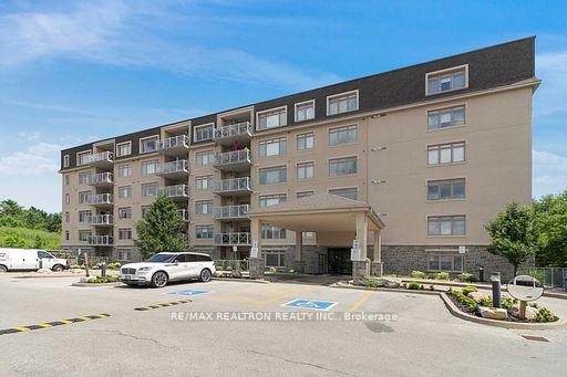Photo 4 of Unit 402, 149 Church Street, King, Schomberg — HOMEH