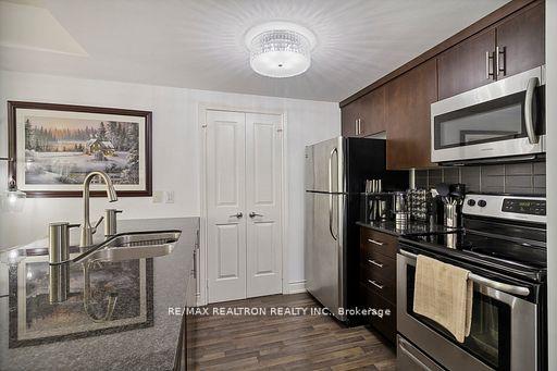 Photo 17 of Unit 402, 149 Church Street, King, Schomberg — HOMEH
