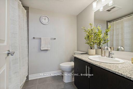 Photo 22 of Unit 402, 149 Church Street, King, Schomberg — HOMEH