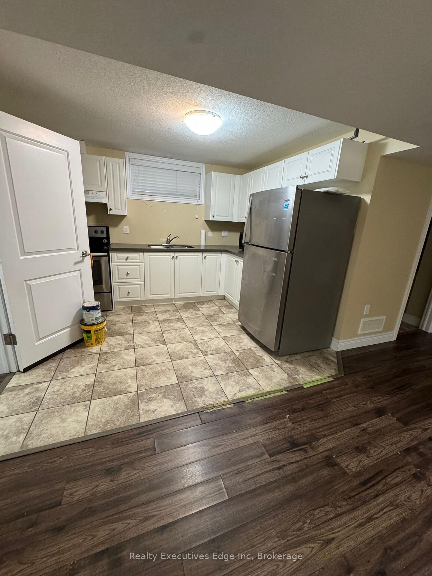 Photo 1 of Unit LOWER UNIT, 111 Dallan Drive, Guelph, Pineridge/Westminster Woods — HOMEH